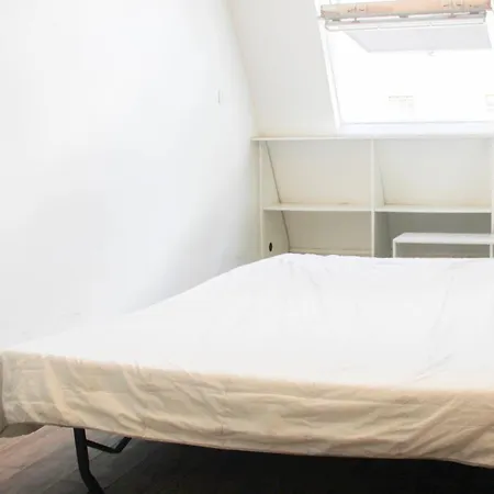 Apartment Cozy Perfect For A In Paris