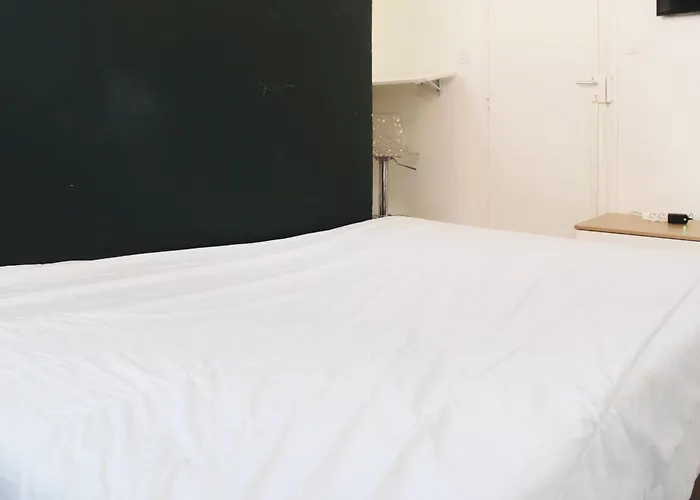 - 2p - Champs Elysees