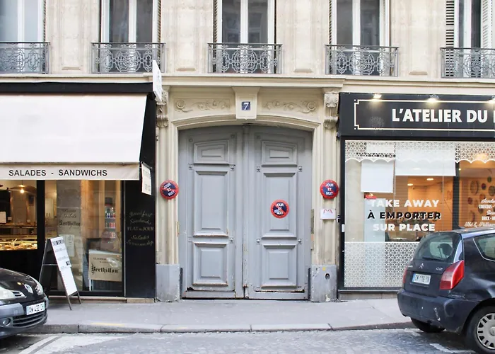 - 2p - Champs Elysees *